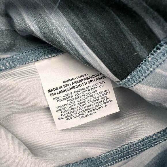 Nike Dri-FIT Legend Capris XS Gray Black Striped Workout Leggings - Picture 7 of 10